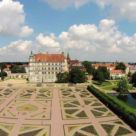 Ferienwohnung Schlossblick Güstrow المظهر الخارجي الصورة