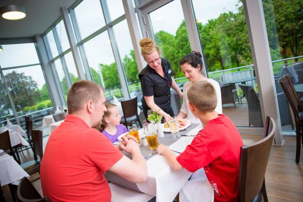 Ferienwohnung Schlossblick Güstrow المظهر الخارجي الصورة